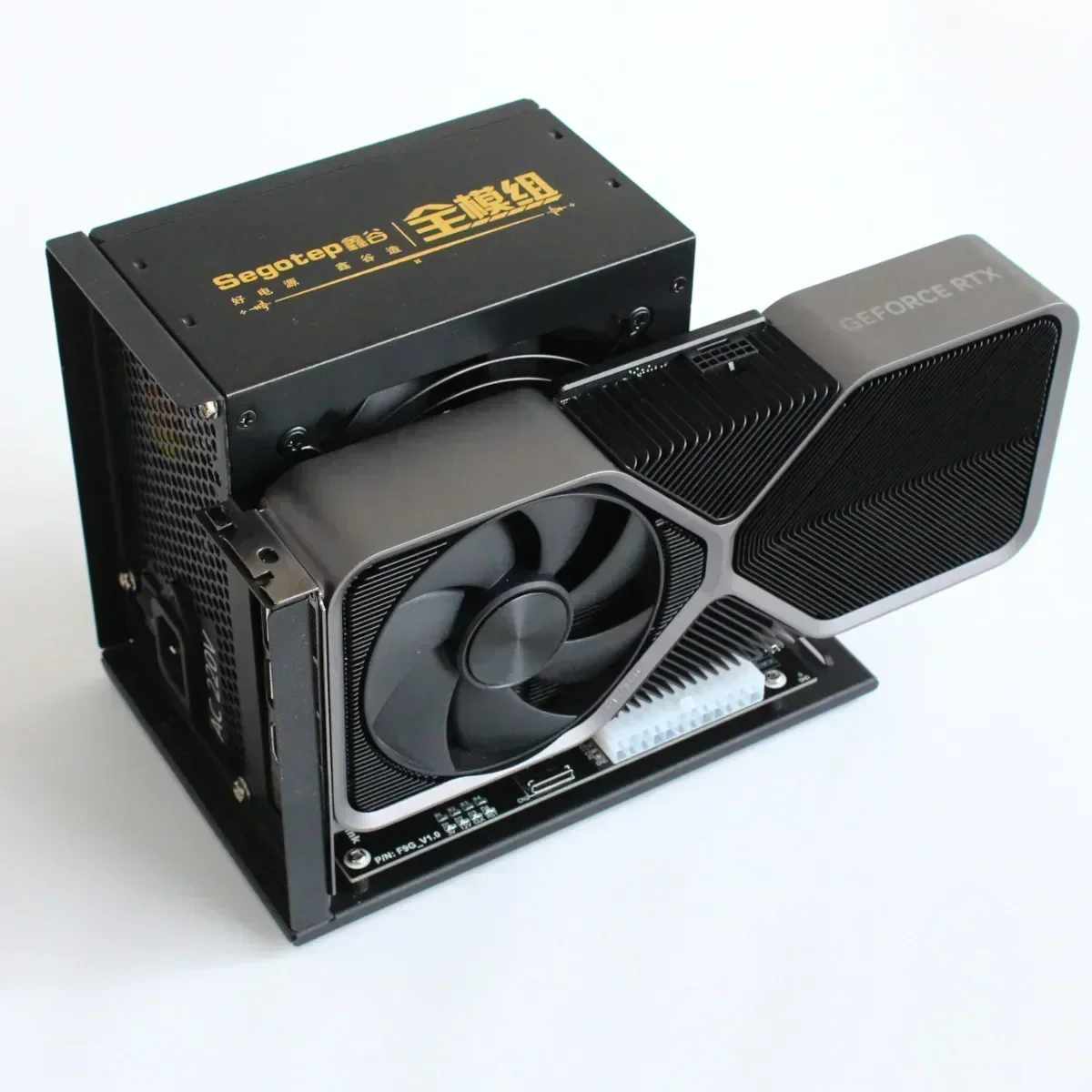 EGPU OCuLink ドック PCI-e 4.0 X4  - Oculink Gpu Dock Station のレビューと価格